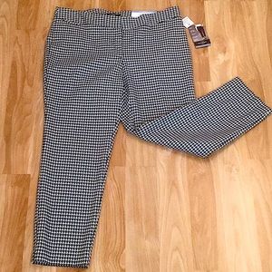 LIZ CLAIBORNE ANKLE LENGTH PANTS
